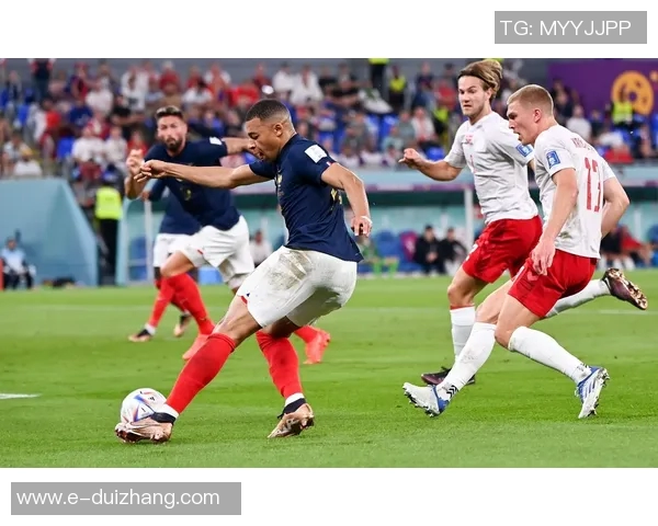 2002世界杯小组赛法国队遭遇丹麦队惨败的背后故事与分析